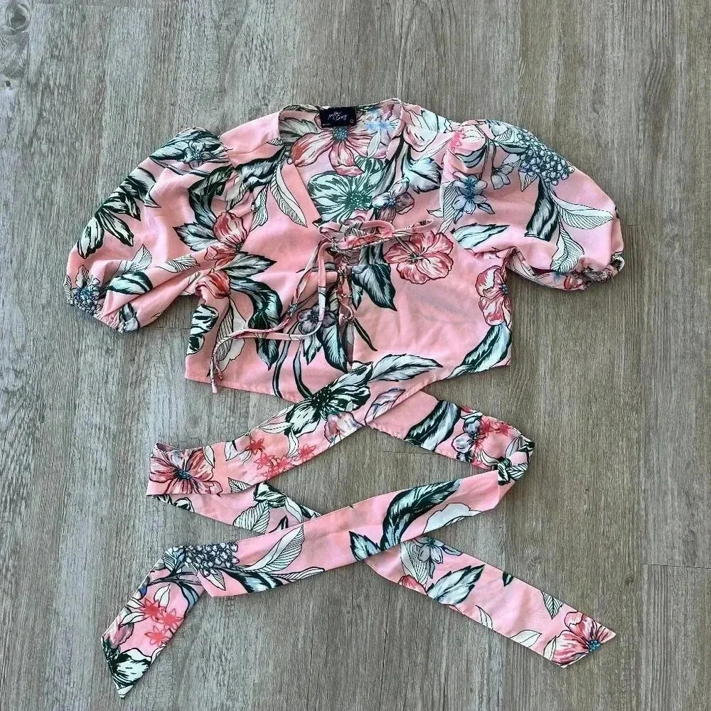 Womens Milk & Honey Pink Floral Wrap Cropped Shirt - S